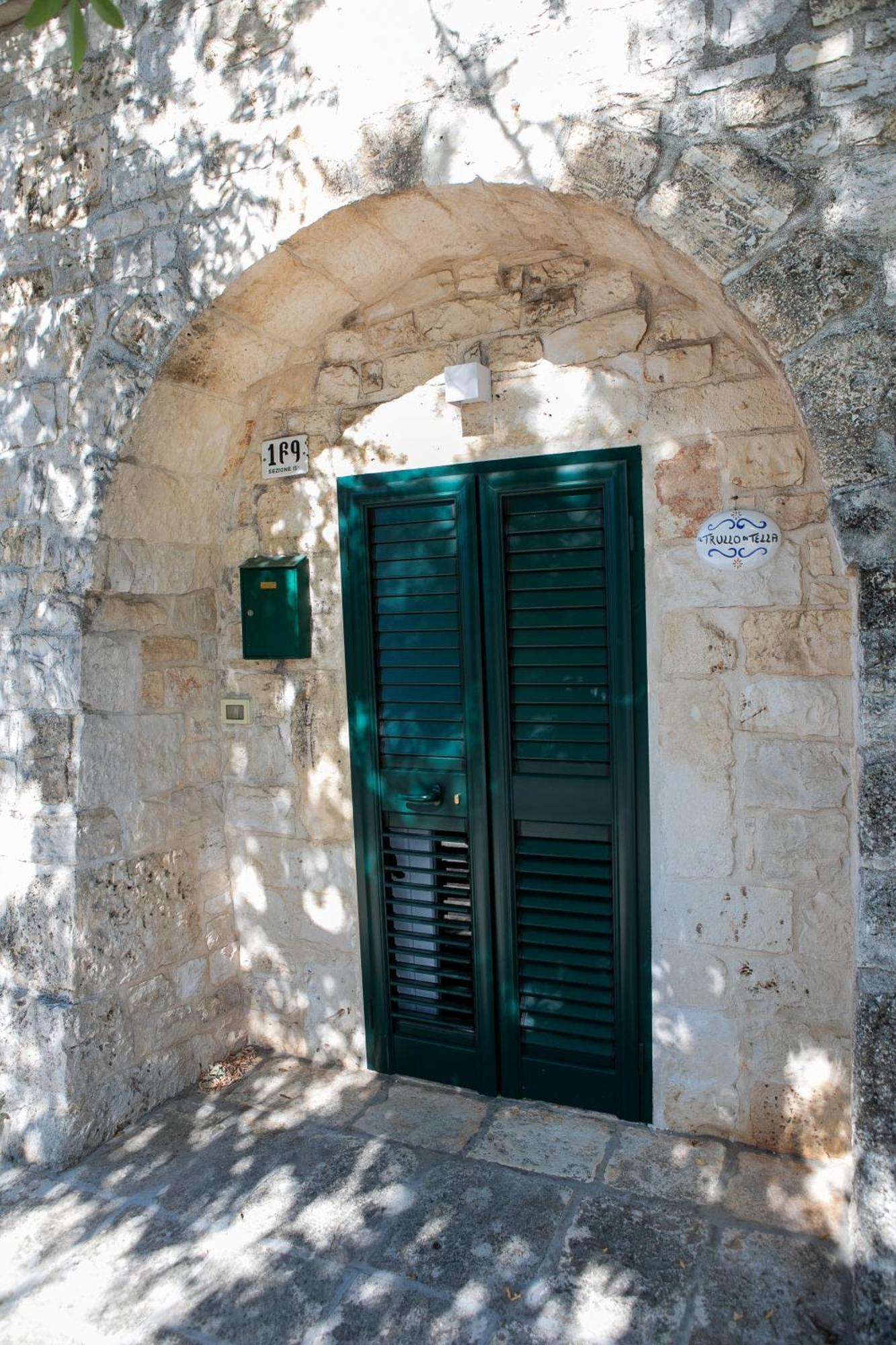 Angolo Di Puglia Локоротондо Екстер'єр фото